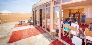 Estudiantes valencianos, felices por visitar el desierto de Marruecos 1 62da740c7da78.r d.3063 2183 1086