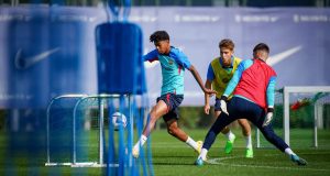 lamine yamal canterano del barca durante un entrenamiento del primer equipo fcb