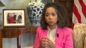 embajadora estadounidense espana 20230128145504 video