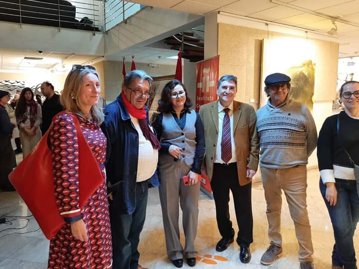 IC de Fez celebra la exposición «Línea SuR-NoRtE: Artistas transfronterizos contemporáneos» 3 FB IMG 1708688752730