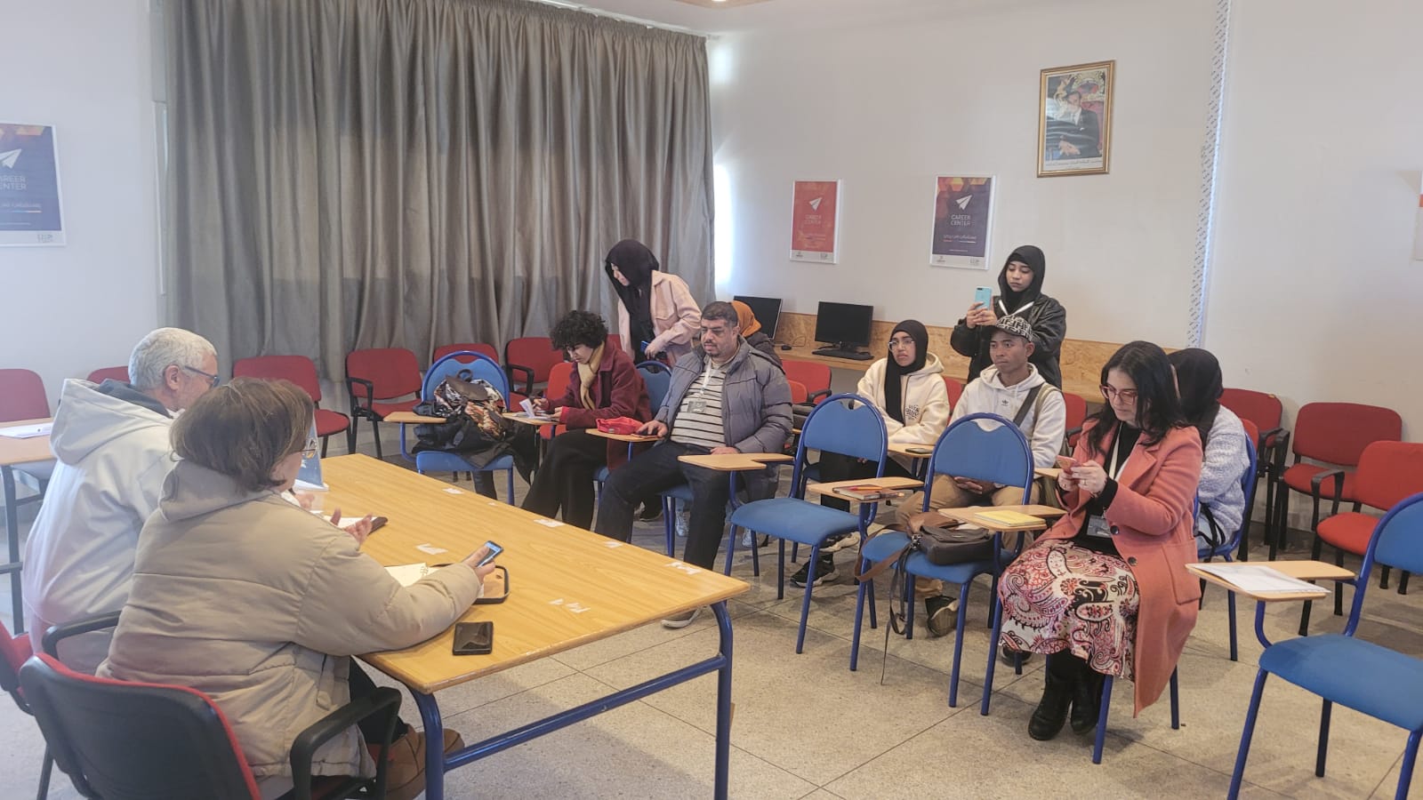 El Taller de Lectura ‘Almudena Grandes’ celebra en Casablanca el Día Mundial de la Poesía 1 IMG 20240328 WA0008