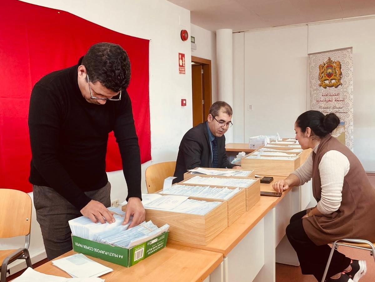 Toledo acoge con éxito el primer consulado móvil de Marruecos 1 IMG 20250223 WA0014