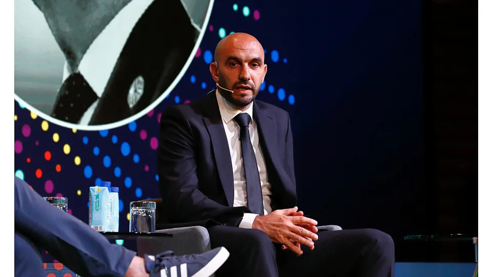 Regragui, invitado especial en el 'Congreso Internacional de Entrenadores de Fútbol RFEF' 1 regragui.jpeg
