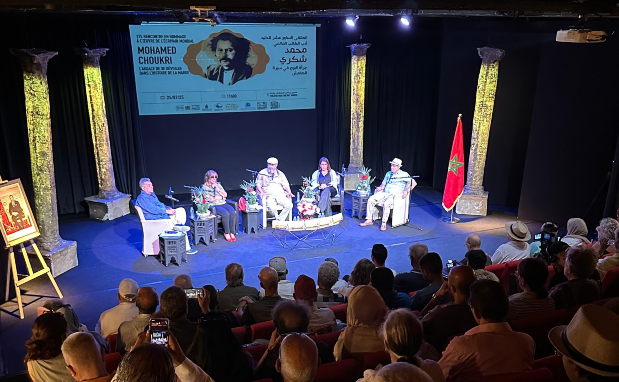 Mohamed Choukri resuena en Tánger: Festival Twiza conmemora su genio literario 3 تويزا