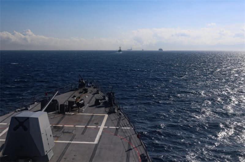 Marruecos y EEUU refuerzan su cooperación naval mediante ejercicios conjuntos 2 FB IMG 1763407527551