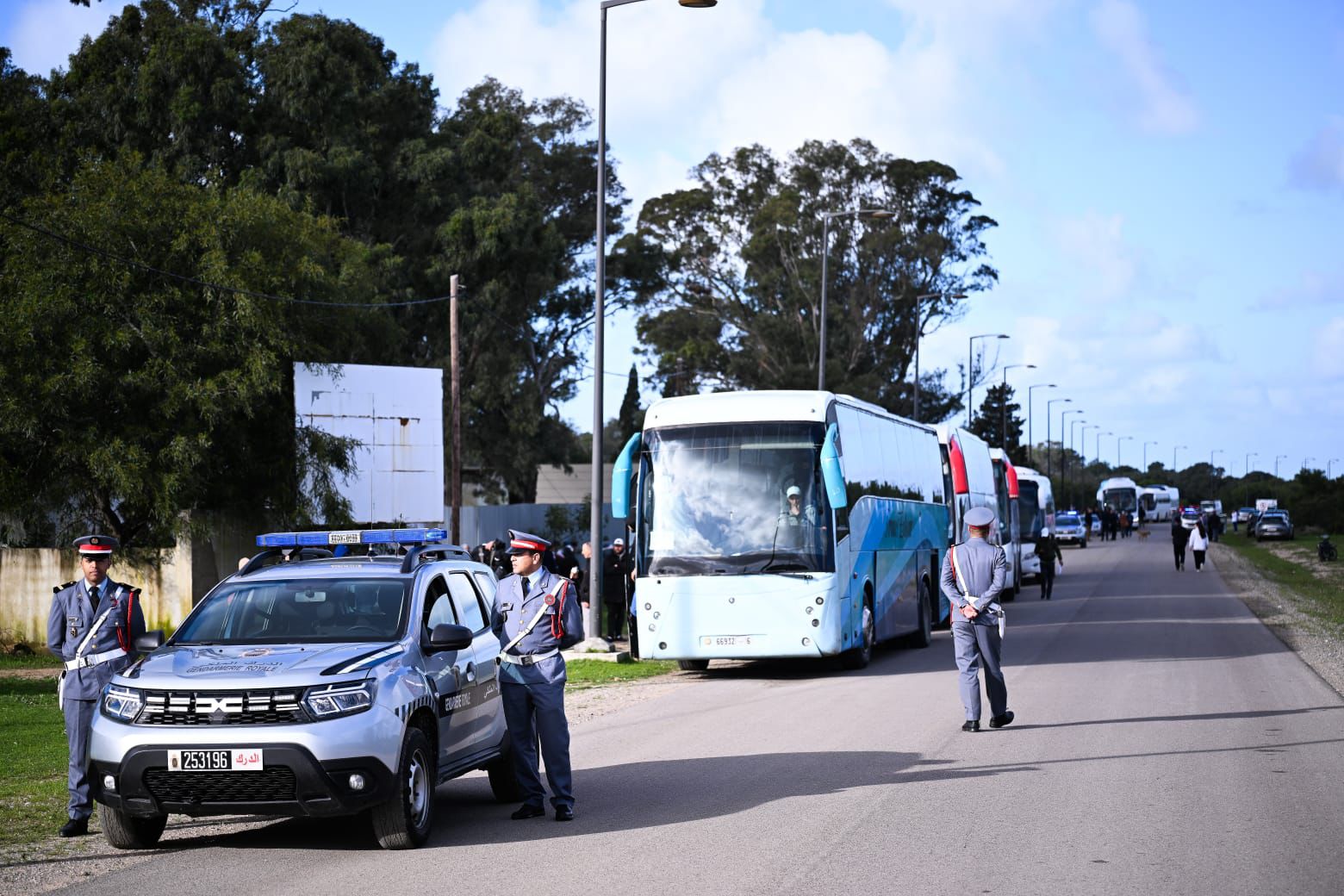 Miles de evacuados de Alcazarquivir y Larache regresan a sus hogares tras mejora del clima 2 IMG 20260215 WA0003